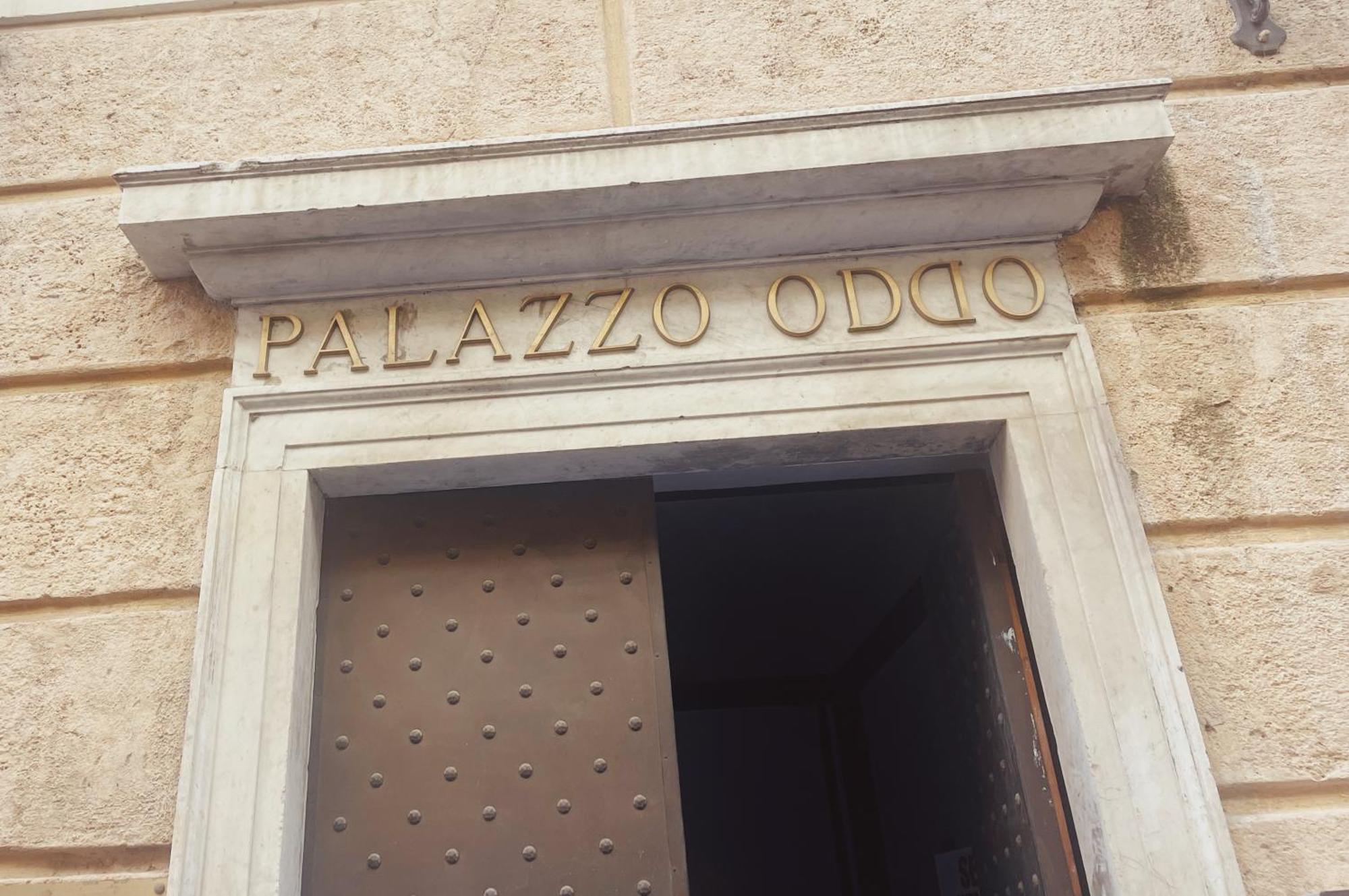 Palazzo Oddo Rental Rooms アルベンガ エクステリア 写真